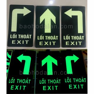 Bảng Mũi tên Lối thoát Exit dạ quang dán nền 17x30cm có keo dán