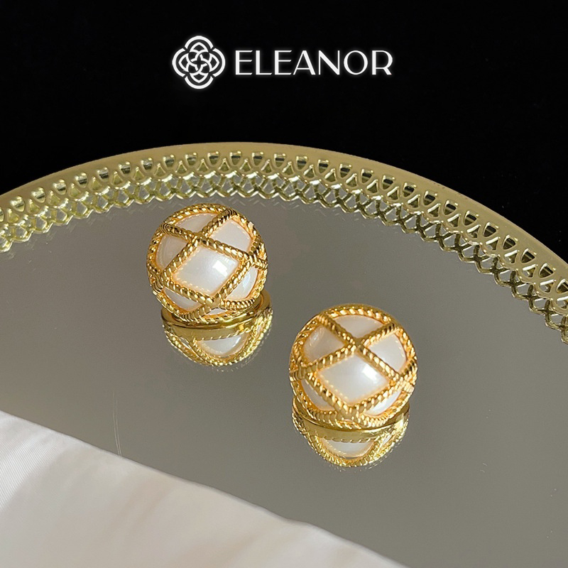 Bông tai nữ chuôi bạc 925 Eleanor Accessories đính ngọc trai nhân tạo viền lưới phụ kiện trang sức 5347