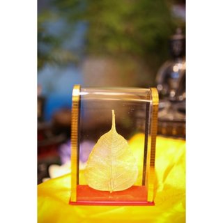 Hộp Lá Bồ Đề Vàng từ đất Phật