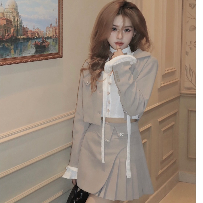 THE FANCE | Chân váy xếp ly lệch tặng kèm 2 ghim nơ đá sang chảnh YOKO MINI SKIRTS