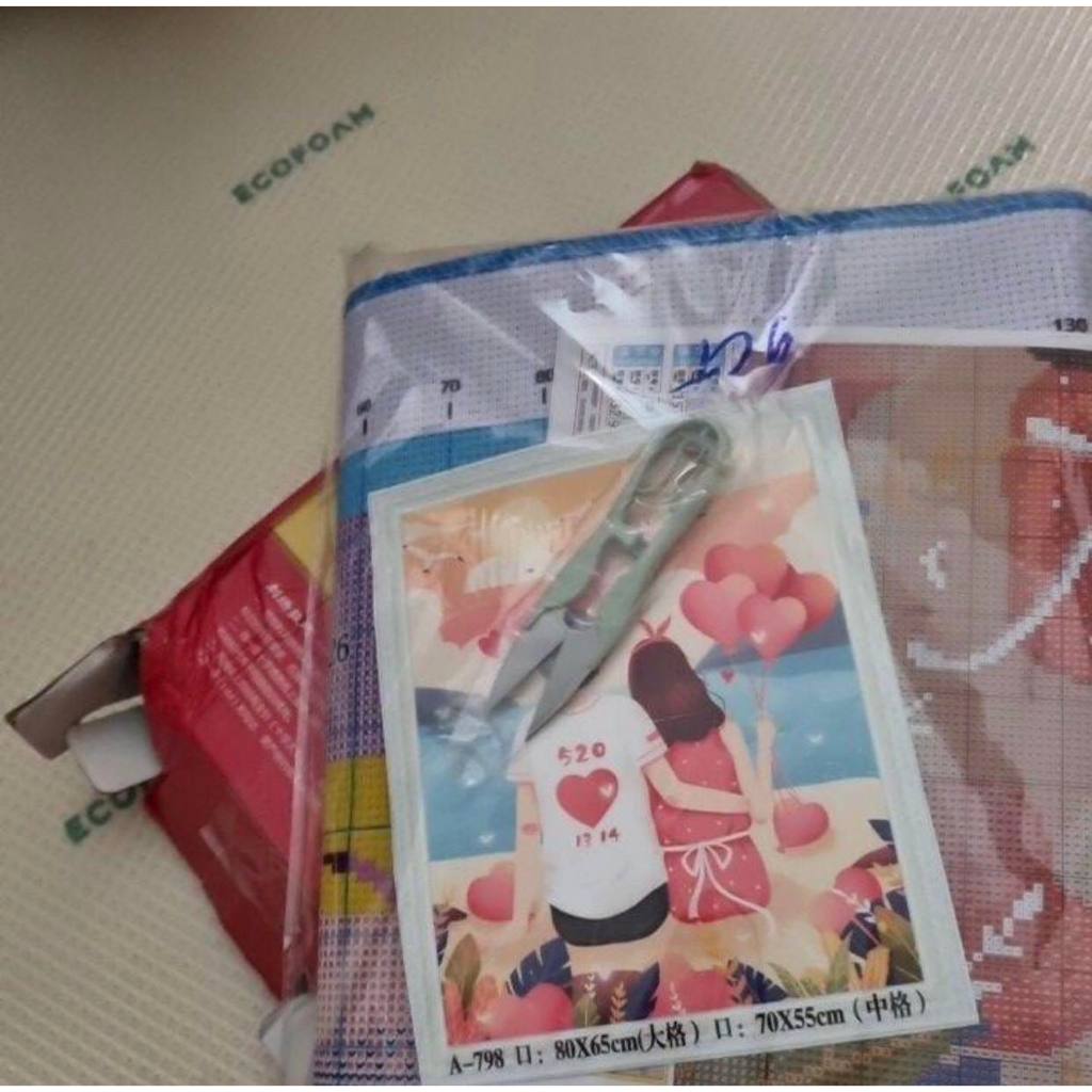 Tranh thêu kín Cô Gái, Tình yêu, hạnh phúc