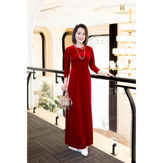 Áo dài nhung đỏ tươi cổ tròn