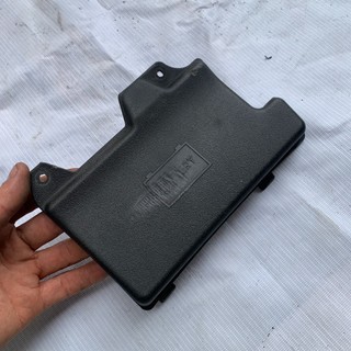 Nắp ắc quy xe Piaggio Zip 100 chính hãng