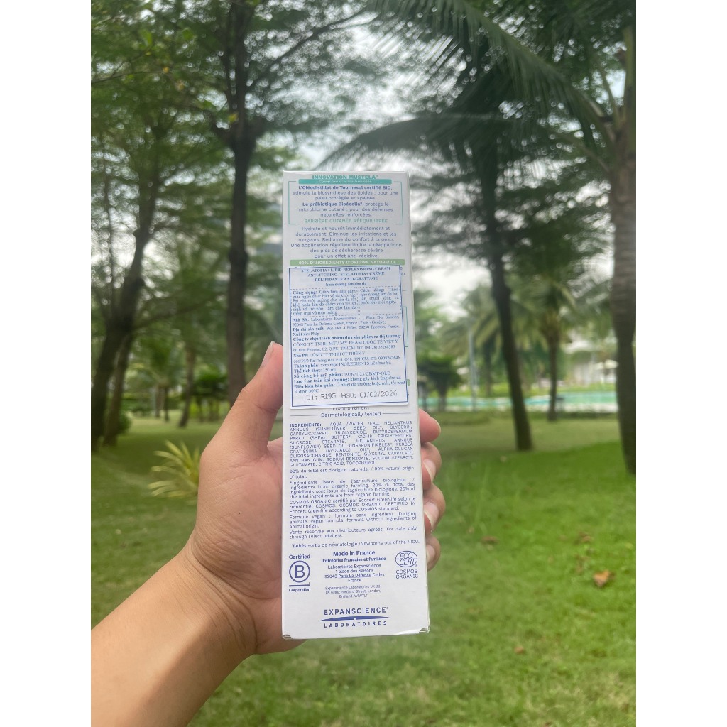 . Kem Dưỡng Cơ Thể Cho Trẻ Sơ Sinh & Em Bé Da Chàm Thể Tạng Mustela BODY 200ml