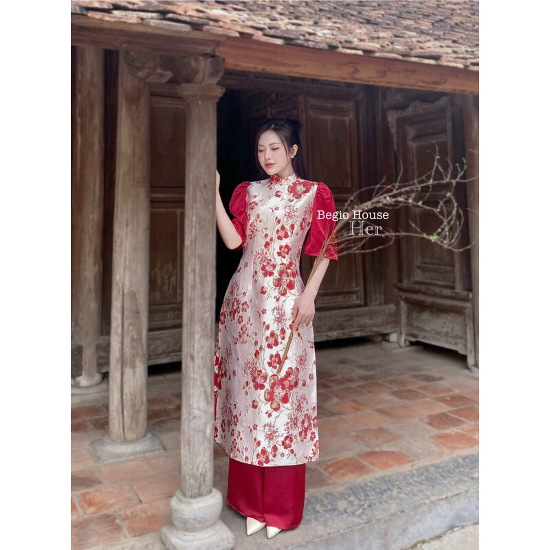 áo dài hoa gấm nổi cho mẹ bé