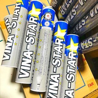 Cầu Vina star Bạc chính hãng 100% ống 12 quả . Cầu lông loại đặc biệt , thi đấu