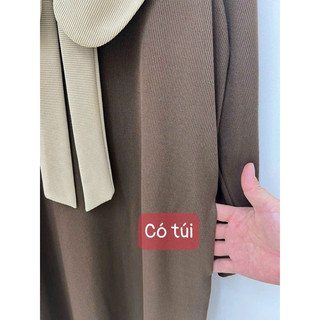 Váy xuông cổ nơ đính tag