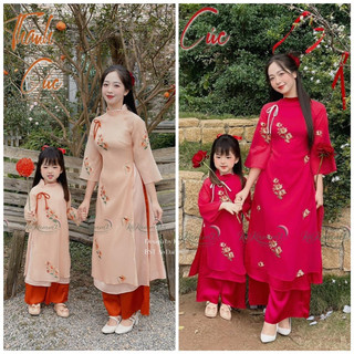 Áo dài cách tân mẹ và bé, áo dài thêu hoa xinh cho bé, áo dài tết cho bé