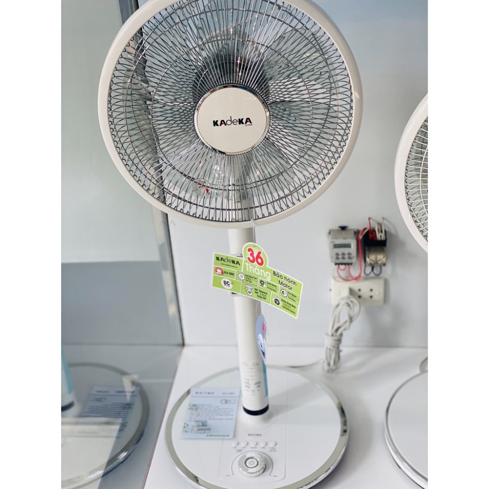 Quạt Lửng Đứng KDK KLV-30DC , 7 Cánh