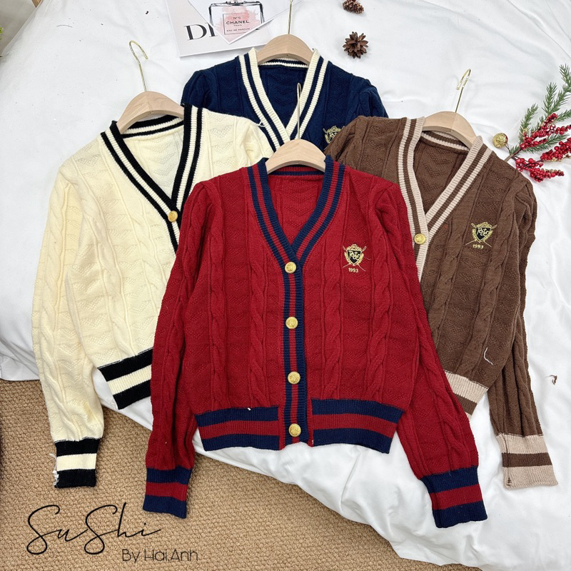 Áo cardigan len thừng viền thêu huy hiệu khuy đồng siêu hot L1