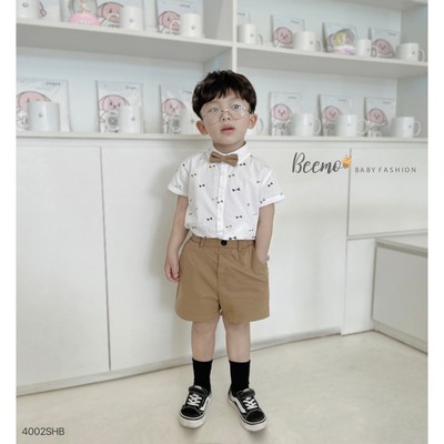 Set bộ quần áo sơ mi cộc Beemo in xỏa hình tam giác kèm nơ vải thô hàn cho bé trai từ 9-25kg 4002SHB