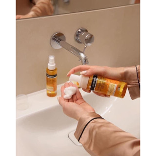 [AUTH 100%] Sữa Rửa Mặt Nghệ Mờ Thâm Sáng Da Neutro.gena 150ml