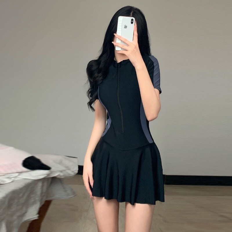Đồ bơi nữ liền thân kín đáo kiểu dáng váy đi biển có đệm ngực vải mềm mại co giãn 4 chiều | BigBuy360 - bigbuy360.vn