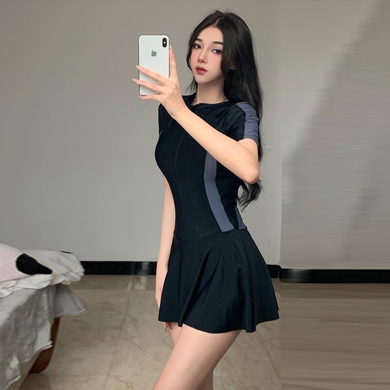 Đồ bơi nữ liền thân kín đáo kiểu dáng váy đi biển có đệm ngực vải mềm mại co giãn 4 chiều | BigBuy360 - bigbuy360.vn