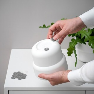 Vỉ 20 miếng dán chân bàn ghế (4 miếng to + 16 miếng nhỏ)