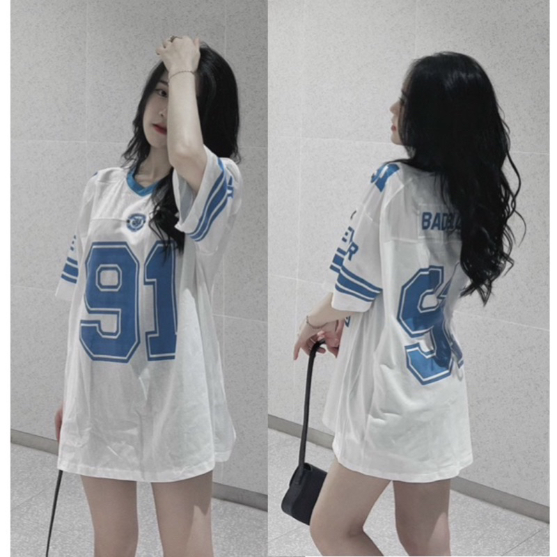 Áo phông cotton khô form rộng in chữ 91 in tay cổ tim