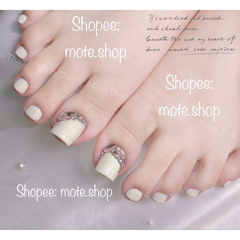 Nailbox CHÂN màu trắng sữa phối đá
