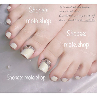 Nailbox CHÂN màu trắng sữa phối đá