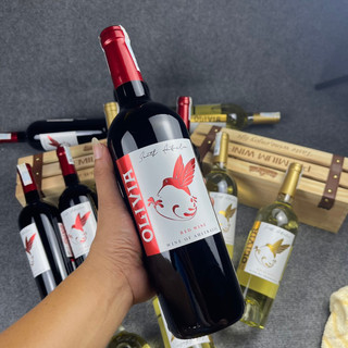 Hộp gỗ 1 chai vang Úc OLIVIA (kèm túi vải)