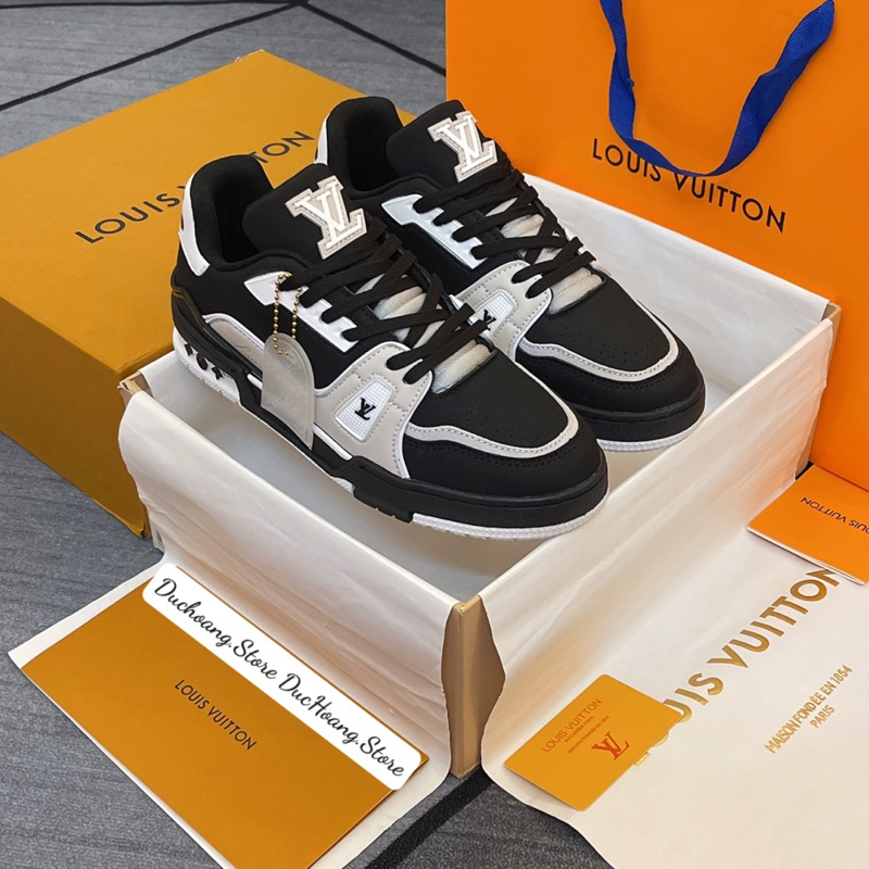 GIÀY L’V TRẮNG ĐEN #54 LAI AU SC