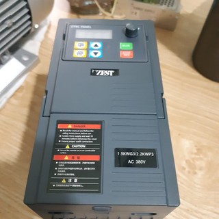 Biến tần giá rẻ 1.5kw , vào 3 pha 380vac ra 3 pha 380vac, tải nhẹ