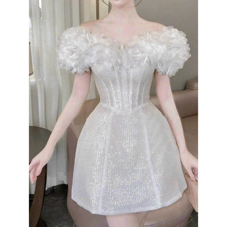 SIZE>62KG ĐẦM TRỄ VAI ĐÍNH HOA