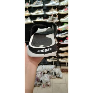 Dép jordan 3 đen trắng -FULL BOX