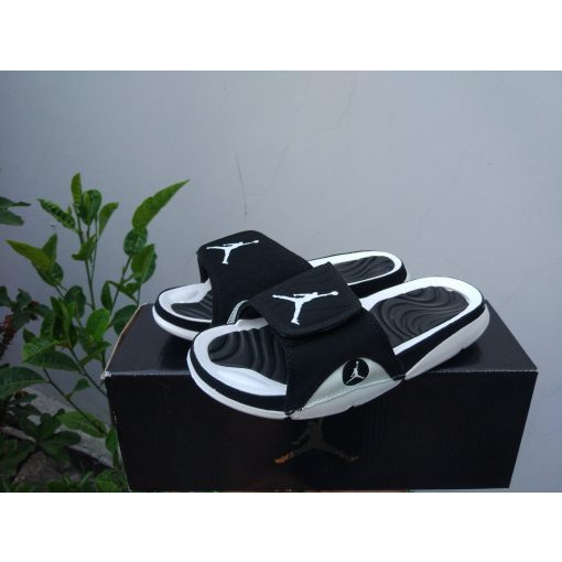 Dép jordan 3 đen trắng -FULL BOX