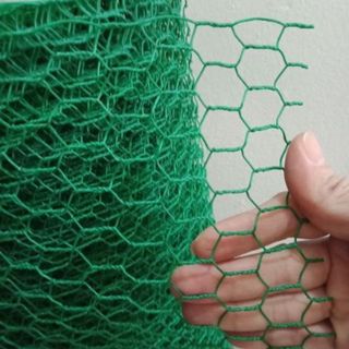   Khổ cao 50cm x dài 1m  Lưới sắt mắt cao bọc nhựa làm chuồng gà vịt chất lượng_ Giá bán 1 mét dài 