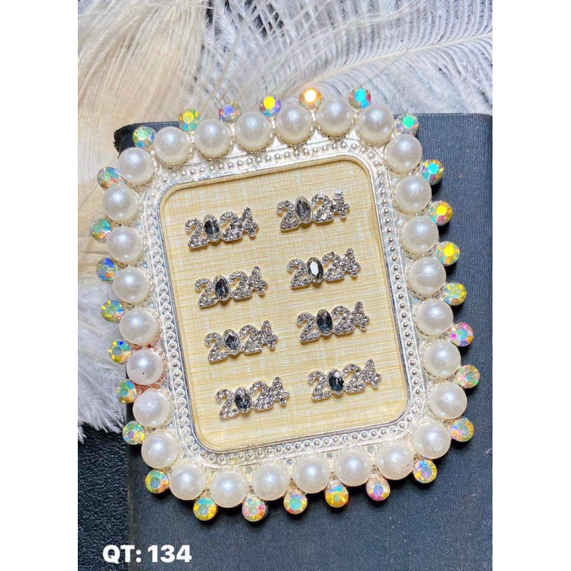 chamr nail bạc cao cấp. trang trí móng.