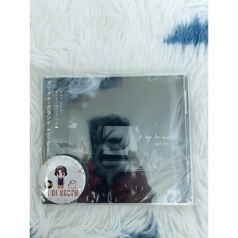 Khung ảnh Ariana Grande album Live Ariana Tour