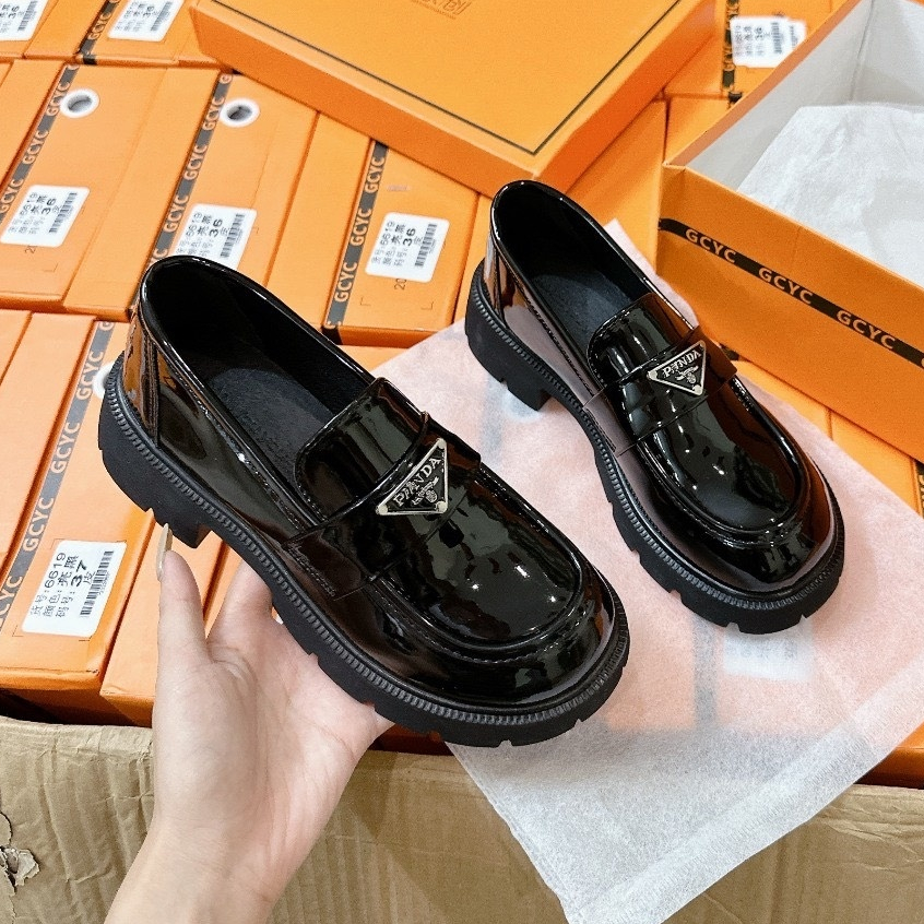 Giày lười nữ chất da mềm mũi tròn, loafer nữ đế cao 4cm tôn dáng khóa tam giác cực xinh