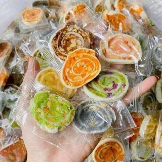 1kg kẹo dừa cuộn đậu phộng mix vị - Kho sỉ ăn vặt Iyesfood