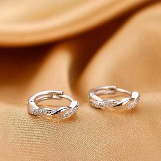 Trang sức thời trang đặt trên li.ve từ 100k-140k