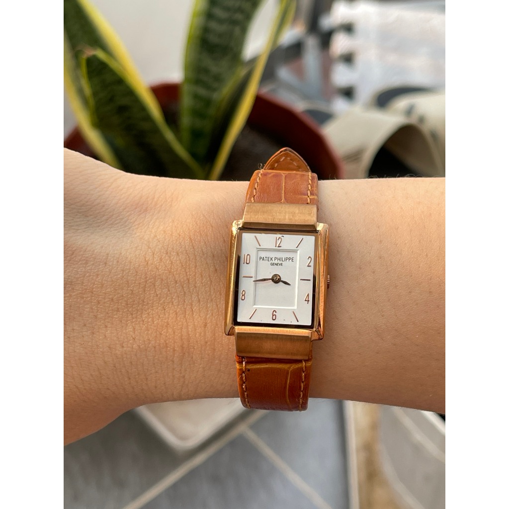 Đồng hồ nữ Patek-Philip 2 kim chạy pin hàng Si