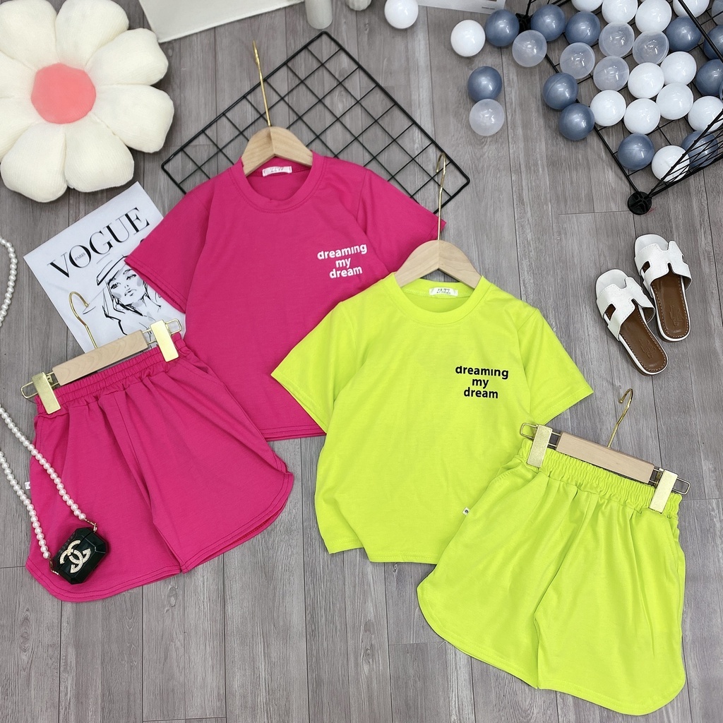 Bộ quần áo mùa hè bé gái "DREAM ME"  size từ 18-50kg. Thiết kế năng động, thoải mái. phong cách thể thao