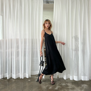  Lueur Dress - Váy hai dây hở lưng dáng dài vải lụa dày dặn mềm mại 