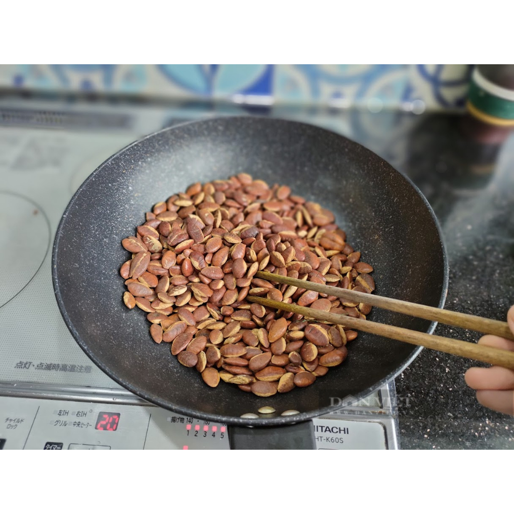 Hạt kơ nia  hút chân không