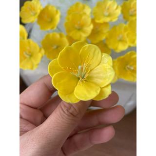 Combo 20 đầu hoa mai vàng làm bằng đất sét
