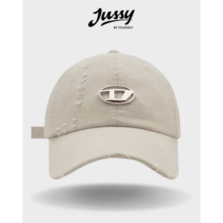 Mũ Lưỡi Trai Rách Logo Chữ D Jussy Official Nón Lưỡi Trai Nam Nữ Form Mềm Chất Vải Cotton Thoáng Mát Phong Cách Hàn Quốc