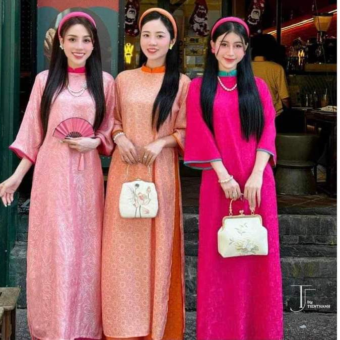 Áo dài xuông gấm hoa phối cổ kèm quần bán sỉ tại shopee