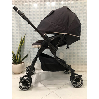 Xe đẩy Nhật Combi Sugocal Compact 4cas