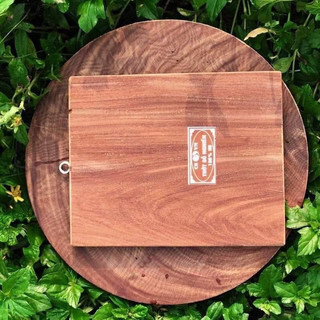 COMBO - 2 THỚT GỖ NGHIẾN - Thớt chặt  D34x4,5cm và Thớt thái chữ nhật 23*27*1.5cm