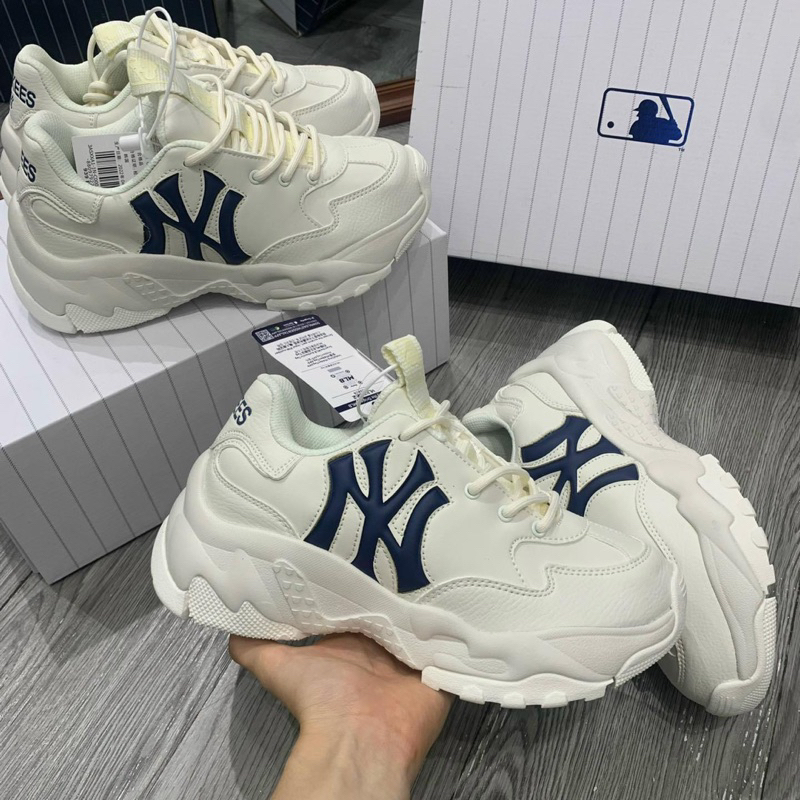 Giày sneaker M.L.B sữa NY chéo ( giá chưa kèm box bảo vệ )