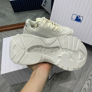 Giày sneaker M.L.B sữa NY chéo ( giá chưa kèm box bảo vệ )