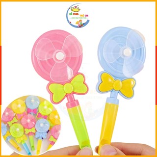 Đồ chơi còi thổi - chong chóng hình kẹo mút, còi thổi vui nhộn cho bé.