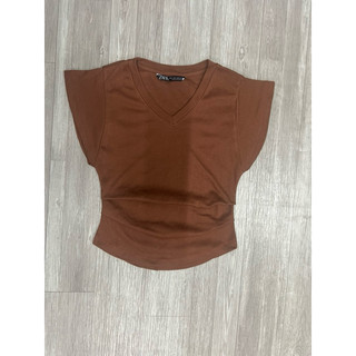 Áo Thun Cổ Tim - Chiếc ly eo - VNXK