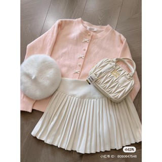 SET ÁO LEN CARDIGAN LỬNG HƯỜNG DÀI TAY ĐÍNH NƠ BASIC PHỐI CHÂN VÁY XẾP LY TRẮNG MÙA ĐÔNG PHONG CÁCH BÁNH BÈO NỮ TÍNH