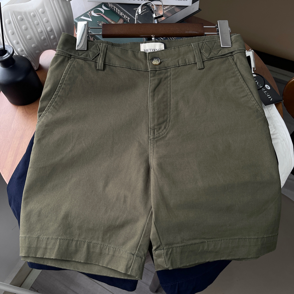 Quần short kaki nam có quai điều chỉnh 2 bên Flex short METZENG