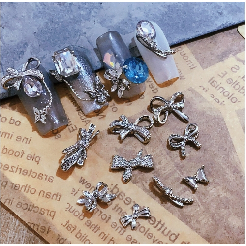 SET 10 CÁI CHARM TRANG TRÍ MÓNG NHÉ A